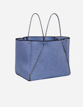 Load image into Gallery viewer, Guise tote bag in fade denim print