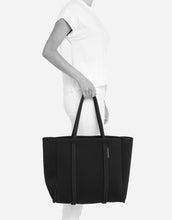 Load image into Gallery viewer, City 360 tote in black
