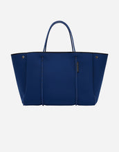 Load image into Gallery viewer, Escape™ tote in navy with blended rope
