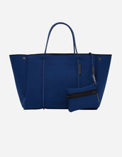 Load image into Gallery viewer, Escape™ tote in navy with blended rope
