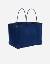 Load image into Gallery viewer, Escape™ tote in navy with blended rope
