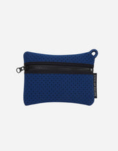 Load image into Gallery viewer, Escape™ tote in navy with blended rope
