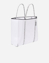 Load image into Gallery viewer, Cityscape mark II tote in white with blended rope
