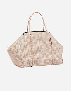 Escape™ tote in blush