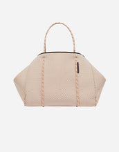 Load image into Gallery viewer, Escape™ tote in blush
