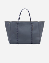 Load image into Gallery viewer, Escape™ tote in pewter
