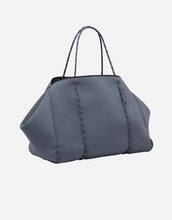 Load image into Gallery viewer, Escape™ tote in pewter
