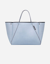 Load image into Gallery viewer, Guise tote bag in super fade denim print
