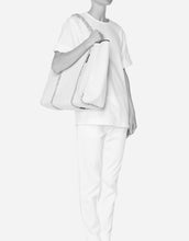 Load image into Gallery viewer, Cityscape mark II tote in white with blended rope
