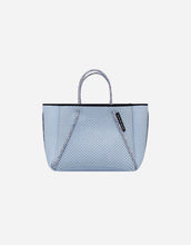 Load image into Gallery viewer, Petite guise tote bag in super fade denim print
